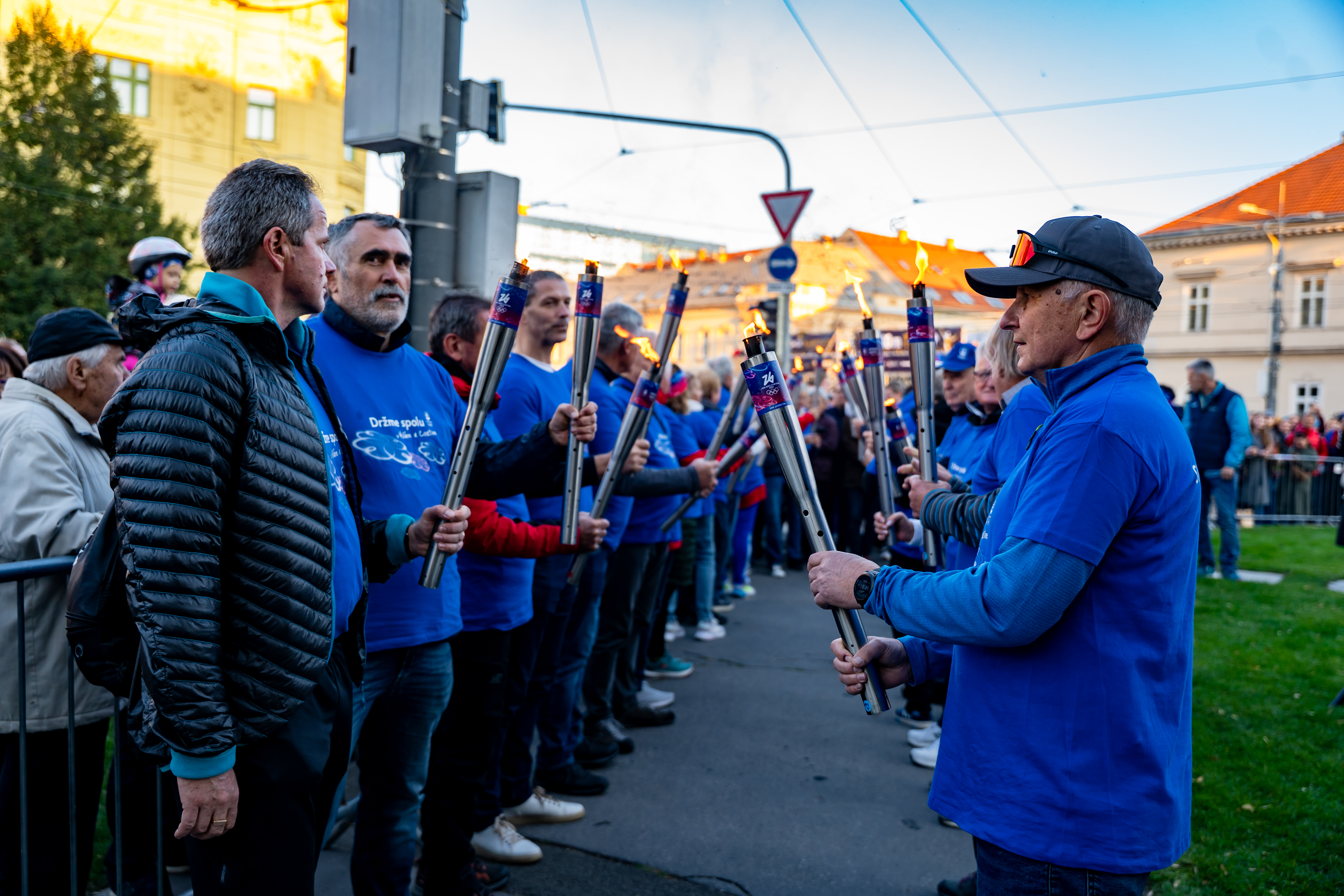 Slavnostne zapalenie Maratonskeho ohna -37